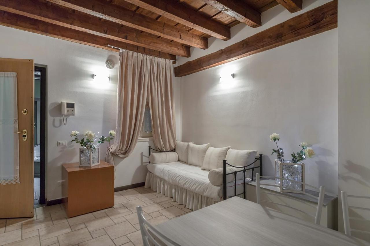 شقة San Bernardino 8 - Immobili E Soluzioni Rent بيرغامو المظهر الخارجي الصورة